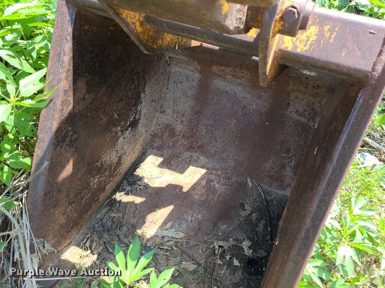 image for item DK1948 International 260  backhoe