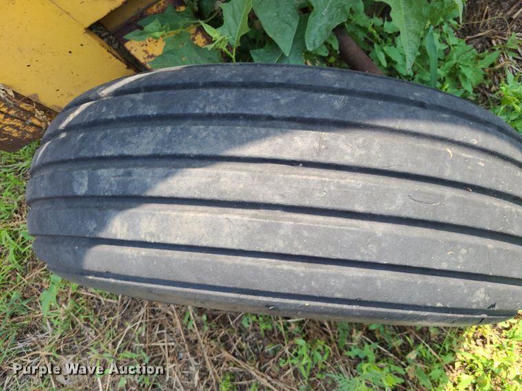 image for item DK1948 International 260  backhoe