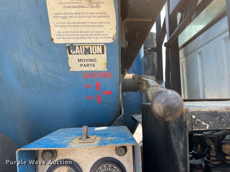 image for item DL3798 1995 Ford LNT8000  vacuum truck