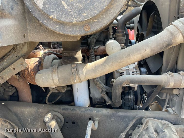 image for item DL3798 1995 Ford LNT8000  vacuum truck