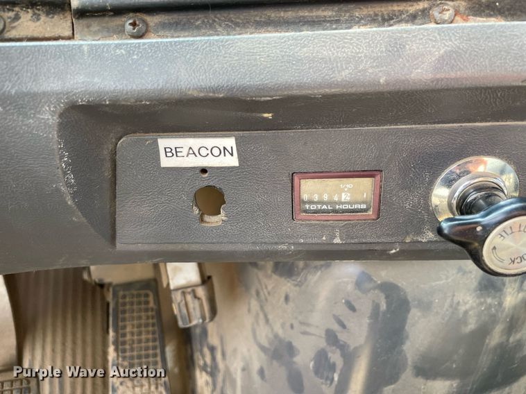 image for item DL3799 1994 Ford LN8000  vacuum truck