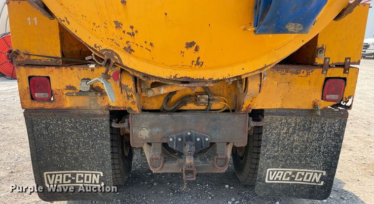 image for item DL3799 1994 Ford LN8000  vacuum truck