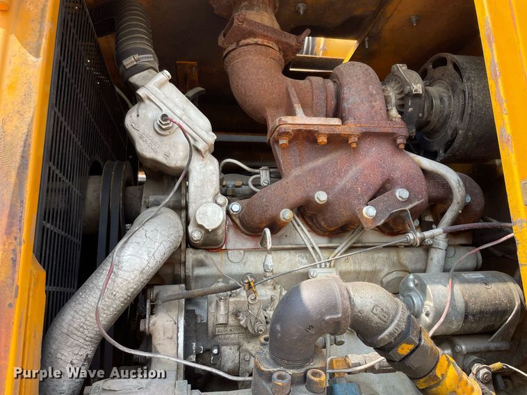 image for item DL3799 1994 Ford LN8000  vacuum truck