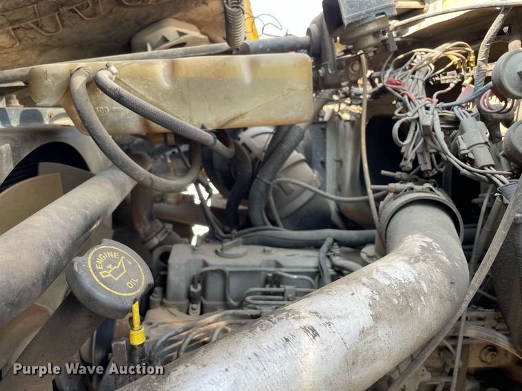 image for item DL3799 1994 Ford LN8000  vacuum truck