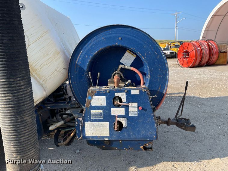 image for item DL3800 2003 Sterling L7500  vacuum truck