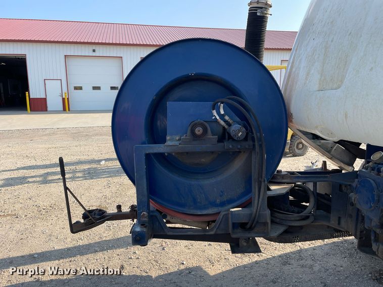 image for item DL3800 2003 Sterling L7500  vacuum truck