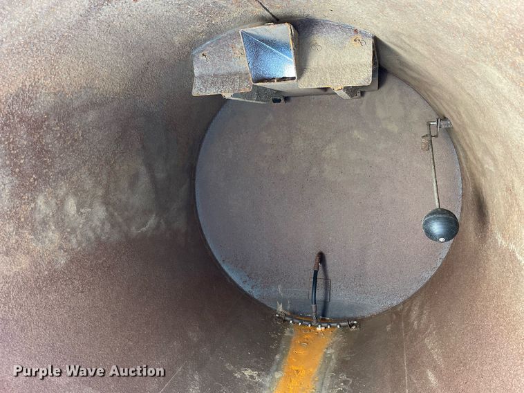 image for item DL3800 2003 Sterling L7500  vacuum truck