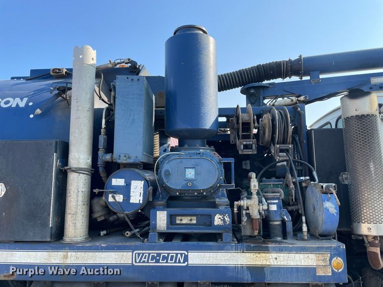 image for item DL3800 2003 Sterling L7500  vacuum truck