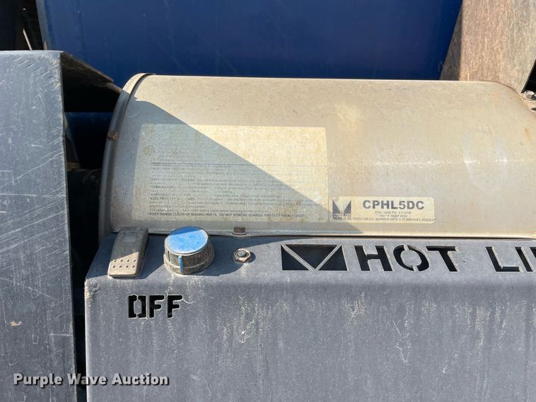 image for item DL3800 2003 Sterling L7500  vacuum truck