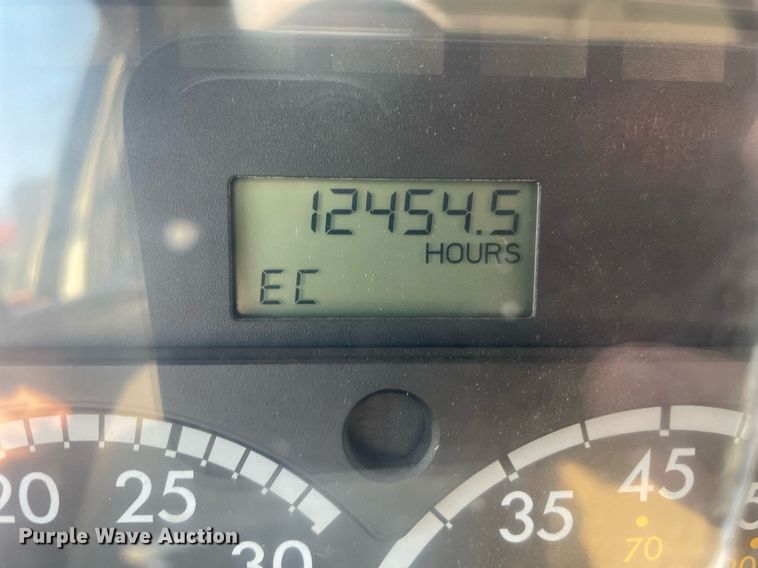 image for item DL3800 2003 Sterling L7500  vacuum truck