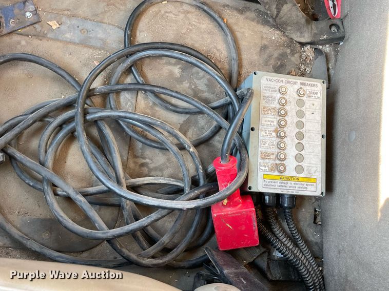 image for item DL3800 2003 Sterling L7500  vacuum truck