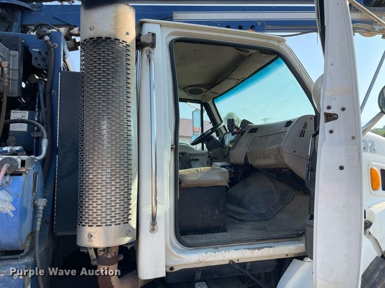 image for item DL3800 2003 Sterling L7500  vacuum truck