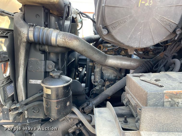 image for item DL3800 2003 Sterling L7500  vacuum truck