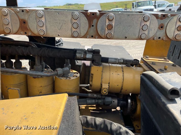 image for item DL3809 2010 Vermeer D20X22 Series II  directional boring unit