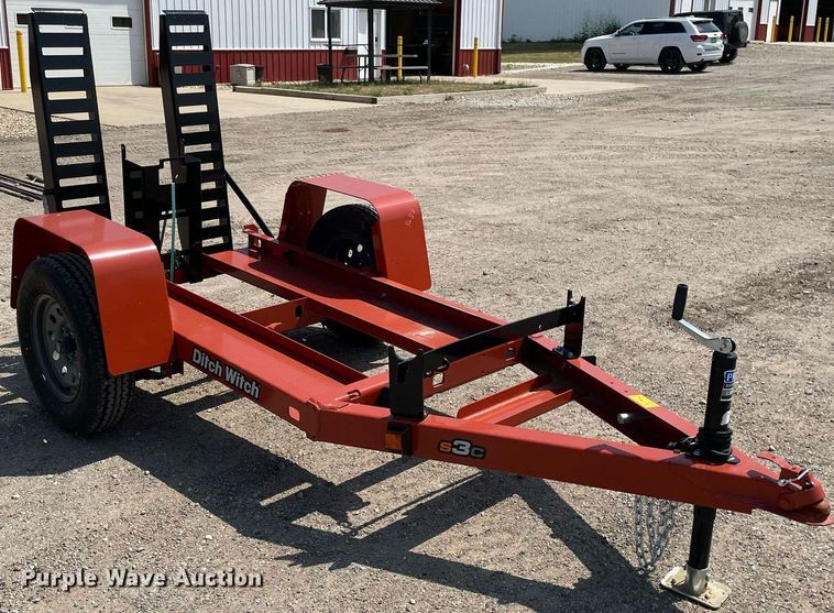 image for item DL3818 2022 Ditch Witch VP30  vibratory cable plow