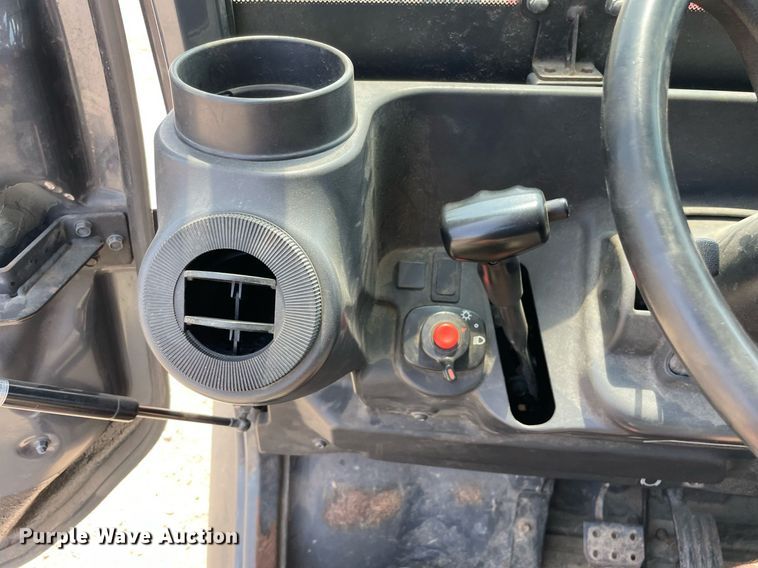 image for item DL3820 2014 Kubota RTV-X1100C  utility vehicle