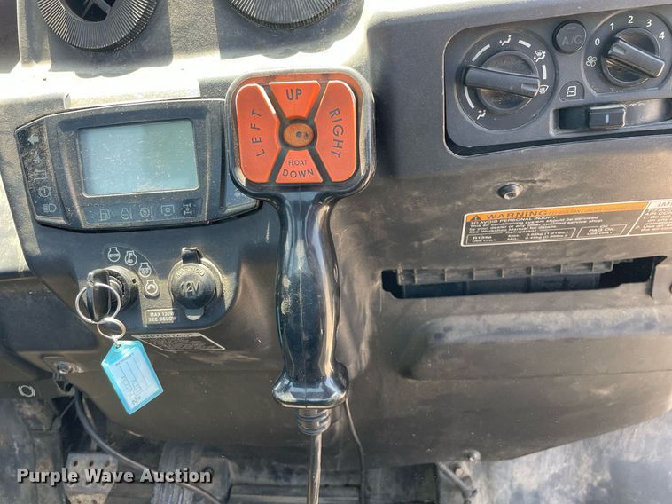 image for item DL3820 2014 Kubota RTV-X1100C  utility vehicle