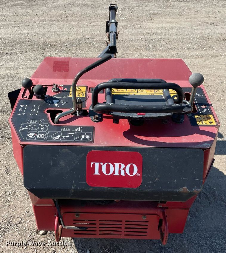 image for item DL3823 2011 Toro TRX20  trencher