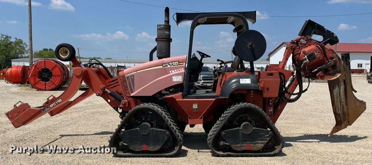 image for item DL3828 2011 Ditch Witch RT115 Quad  vibratory cable plow