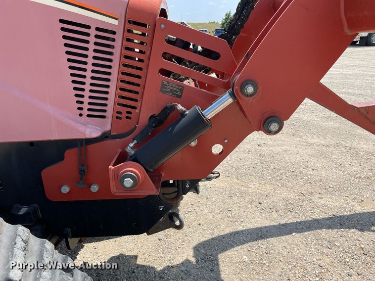 image for item DL3828 2011 Ditch Witch RT115 Quad  vibratory cable plow