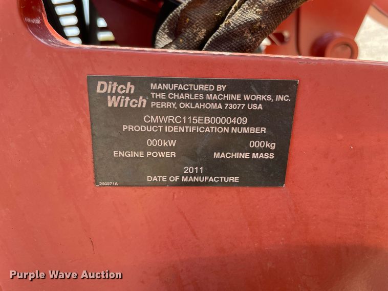 image for item DL3828 2011 Ditch Witch RT115 Quad  vibratory cable plow