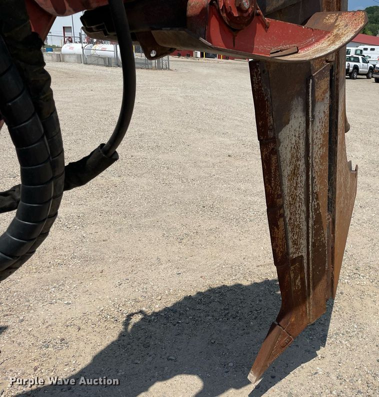 image for item DL3828 2011 Ditch Witch RT115 Quad  vibratory cable plow
