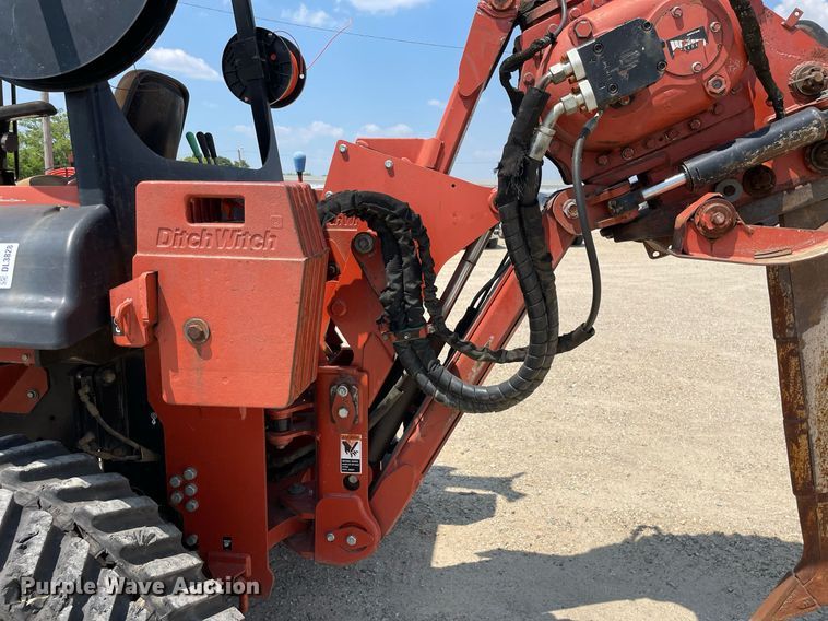 image for item DL3828 2011 Ditch Witch RT115 Quad  vibratory cable plow