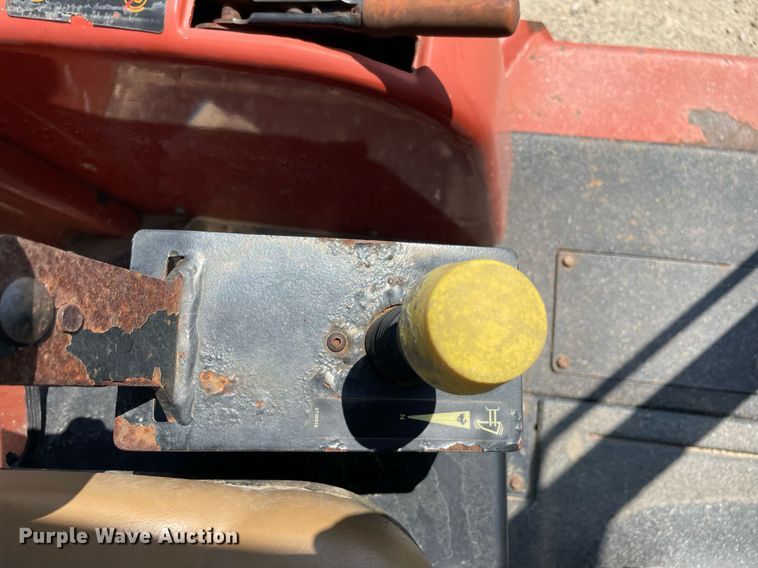 image for item DL3828 2011 Ditch Witch RT115 Quad  vibratory cable plow