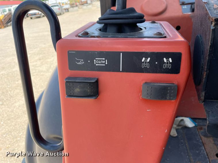 image for item DL3828 2011 Ditch Witch RT115 Quad  vibratory cable plow