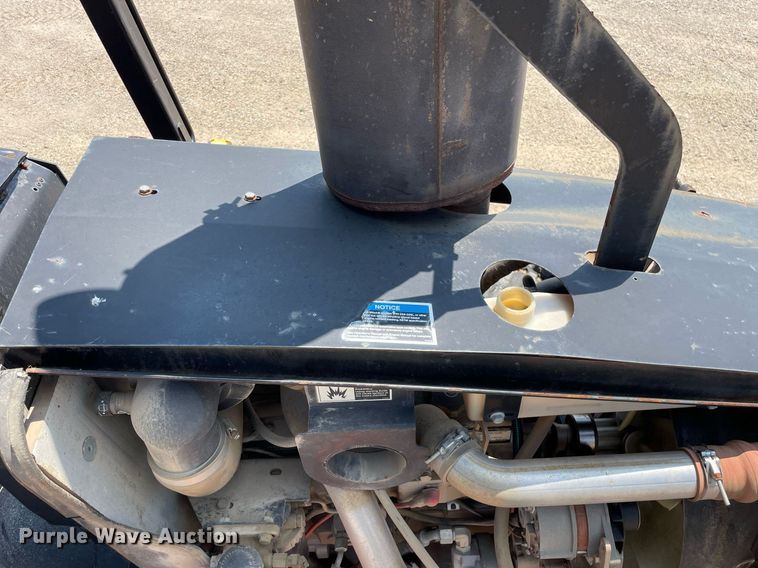 image for item DL3828 2011 Ditch Witch RT115 Quad  vibratory cable plow