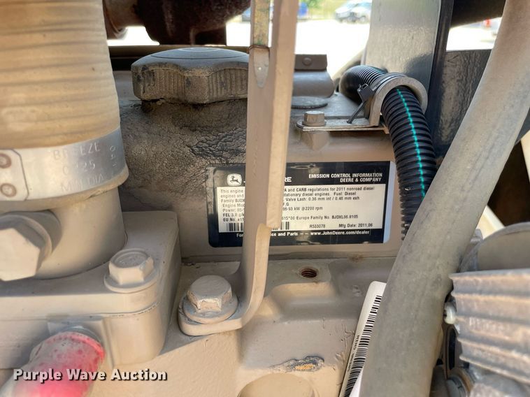 image for item DL3828 2011 Ditch Witch RT115 Quad  vibratory cable plow