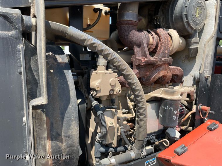 image for item DL3828 2011 Ditch Witch RT115 Quad  vibratory cable plow