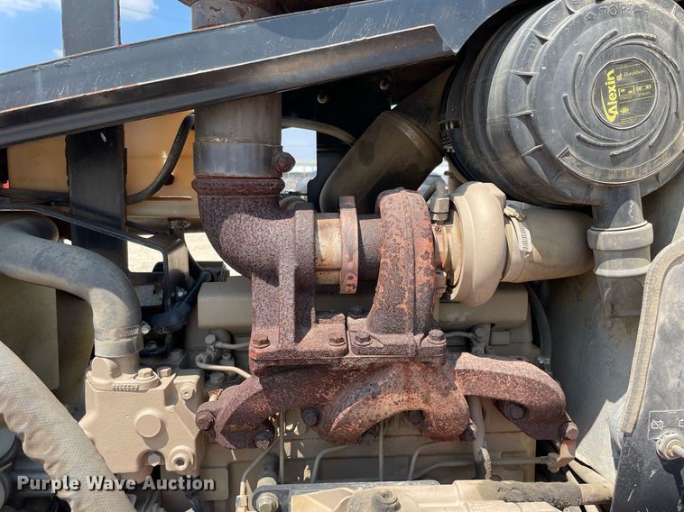 image for item DL3828 2011 Ditch Witch RT115 Quad  vibratory cable plow