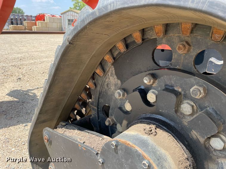 image for item DL3828 2011 Ditch Witch RT115 Quad  vibratory cable plow