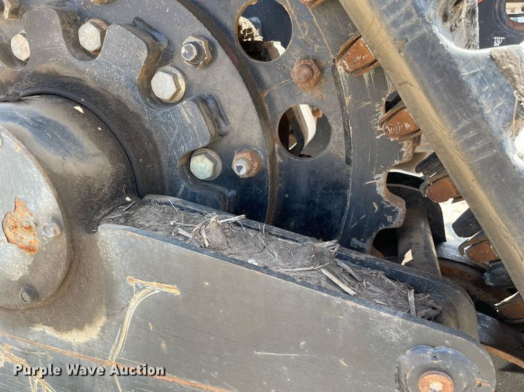 image for item DL3828 2011 Ditch Witch RT115 Quad  vibratory cable plow