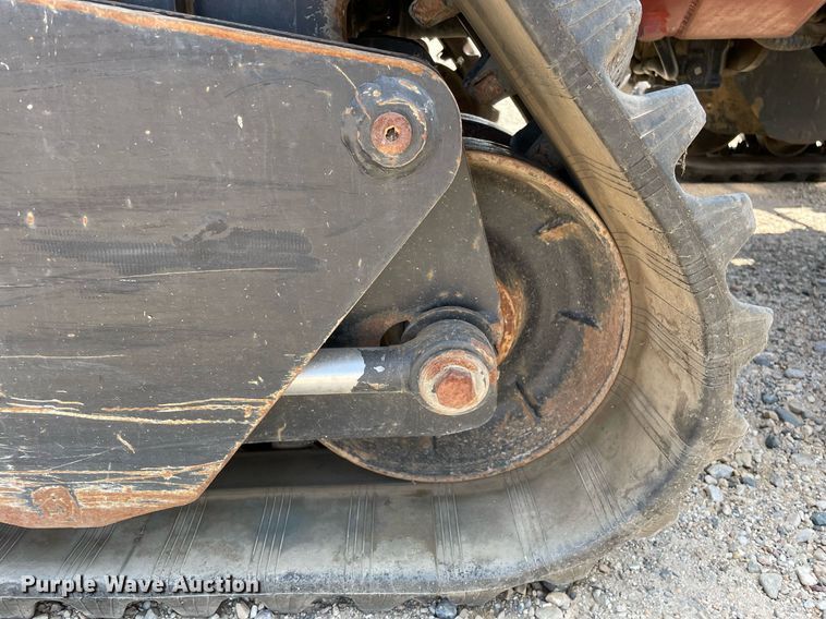 image for item DL3828 2011 Ditch Witch RT115 Quad  vibratory cable plow