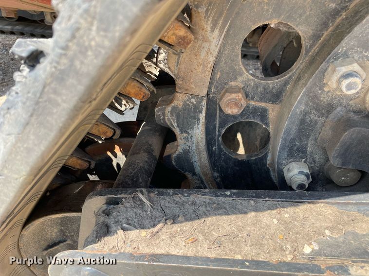 image for item DL3828 2011 Ditch Witch RT115 Quad  vibratory cable plow