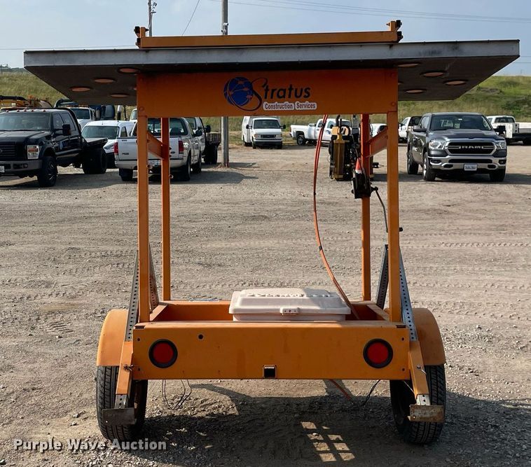 image for item DL3829 Solartech  arrowboard