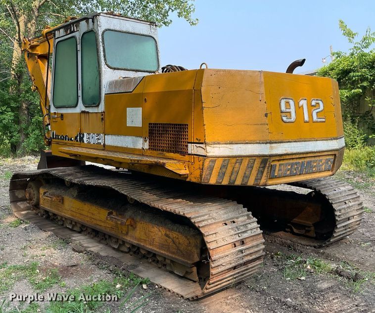 image for item DL3834 1985 Liebherr R912 LC  excavator