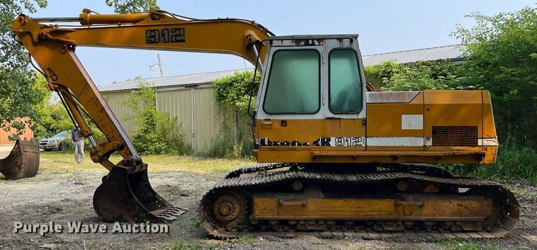 image for item DL3834 1985 Liebherr R912 LC  excavator