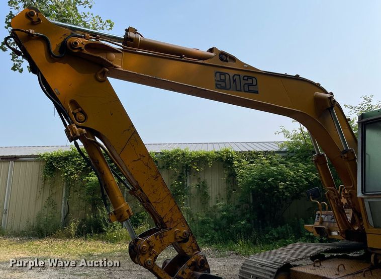 image for item DL3834 1985 Liebherr R912 LC  excavator
