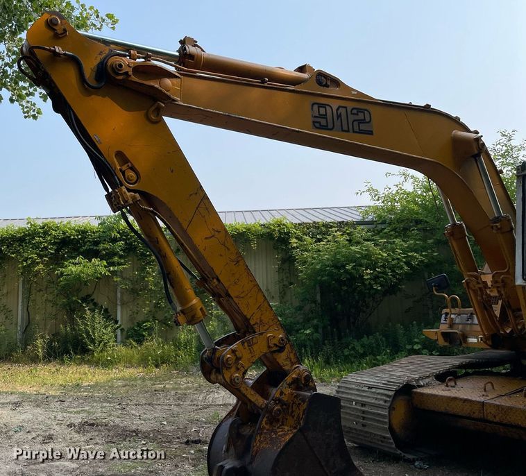 image for item DL3834 1985 Liebherr R912 LC  excavator