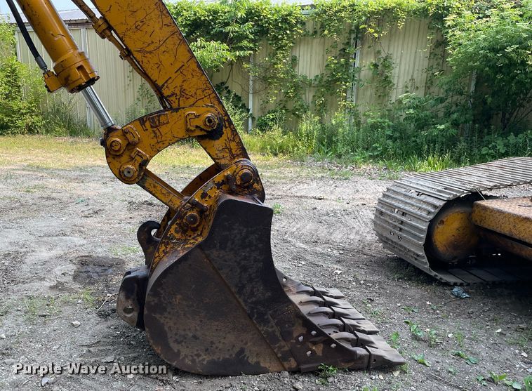 image for item DL3834 1985 Liebherr R912 LC  excavator