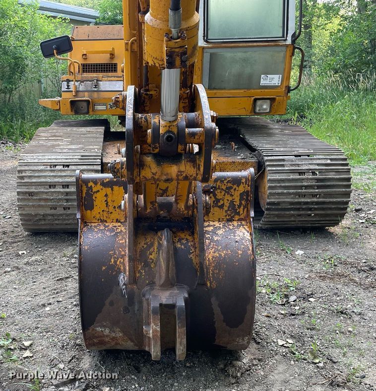 image for item DL3834 1985 Liebherr R912 LC  excavator