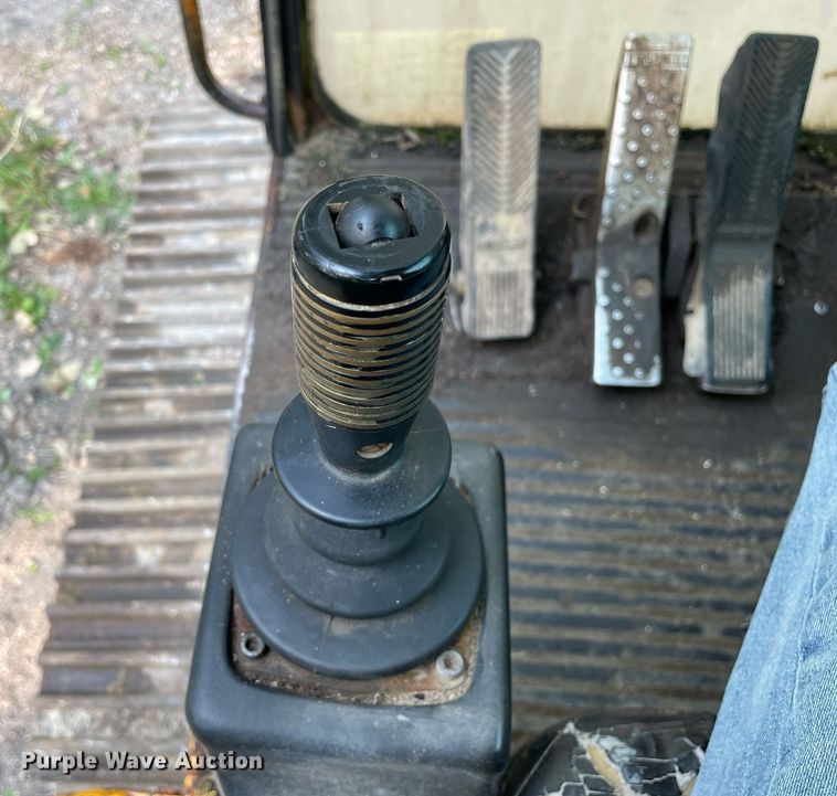 image for item DL3834 1985 Liebherr R912 LC  excavator