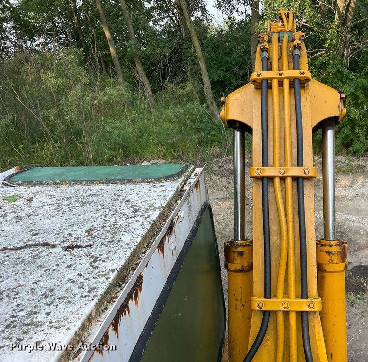 image for item DL3834 1985 Liebherr R912 LC  excavator