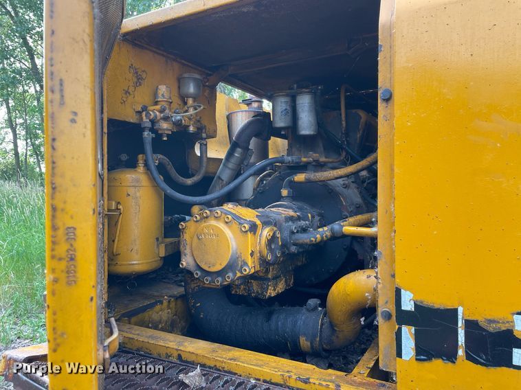 image for item DL3834 1985 Liebherr R912 LC  excavator