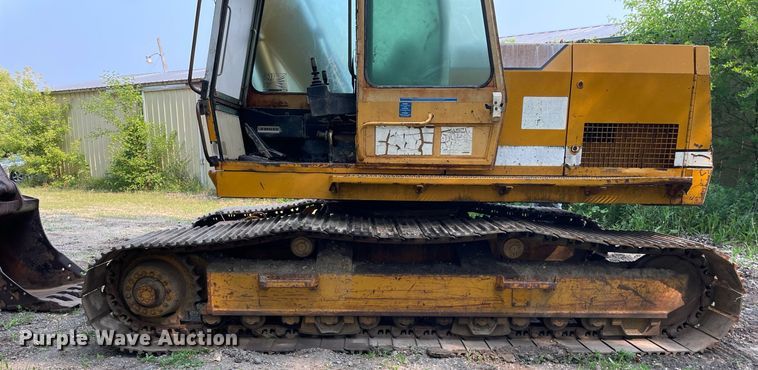 image for item DL3834 1985 Liebherr R912 LC  excavator