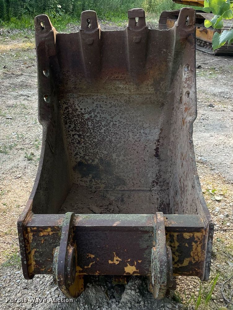 image for item DL3834 1985 Liebherr R912 LC  excavator