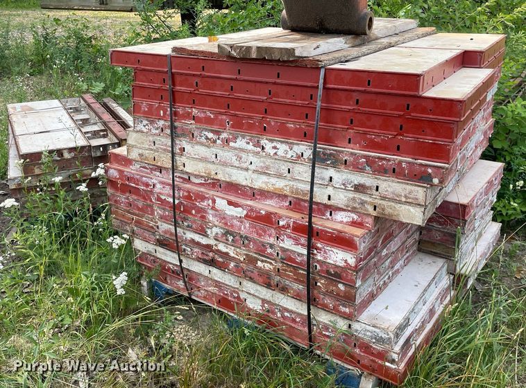 image for item DL3835 Symons  concrete forms